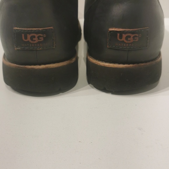 UGG Hannen men's Tall Waterproof Boot - Picture 6 of 10